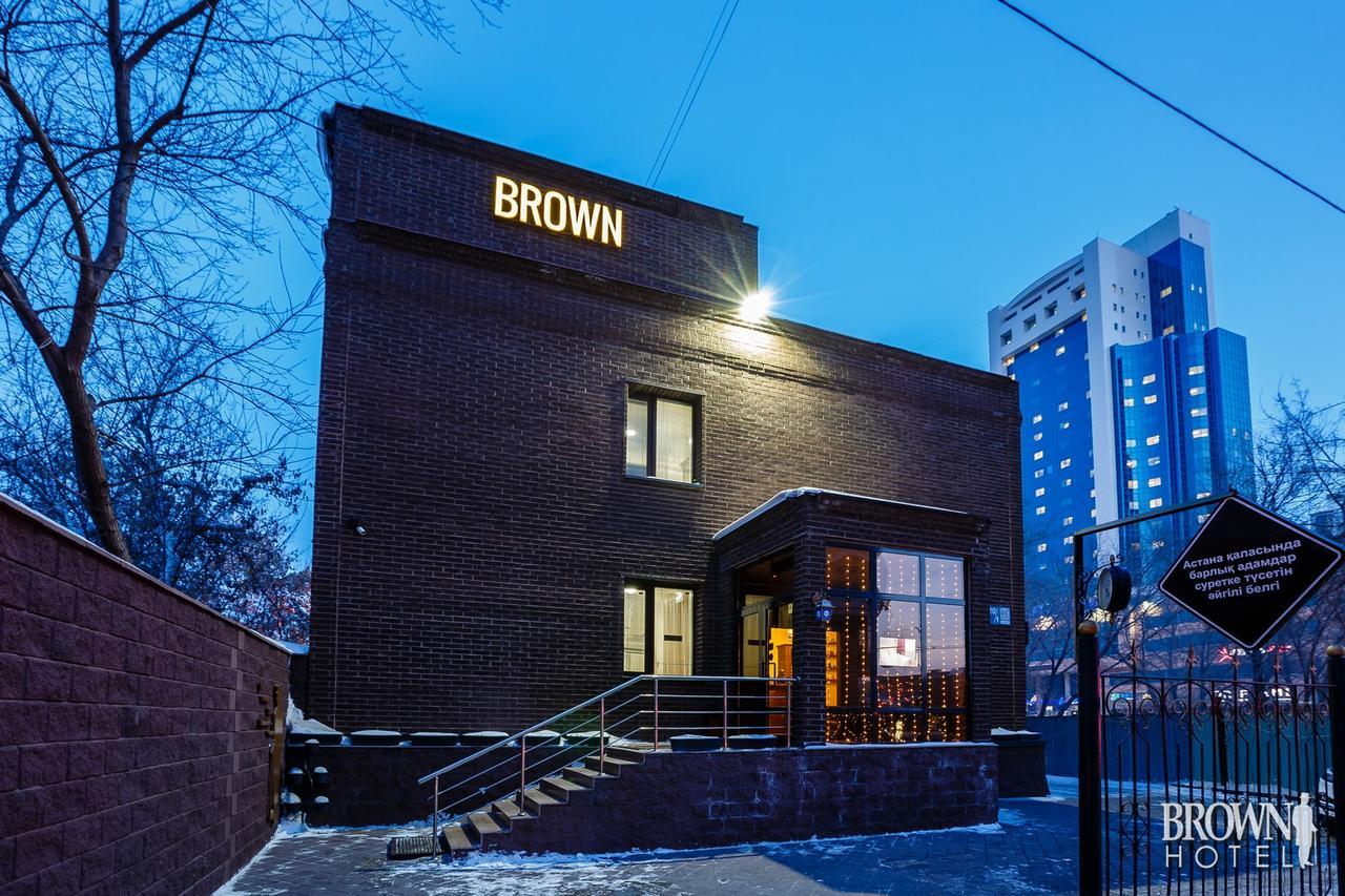 Brown Hotel Astana Bagian luar foto