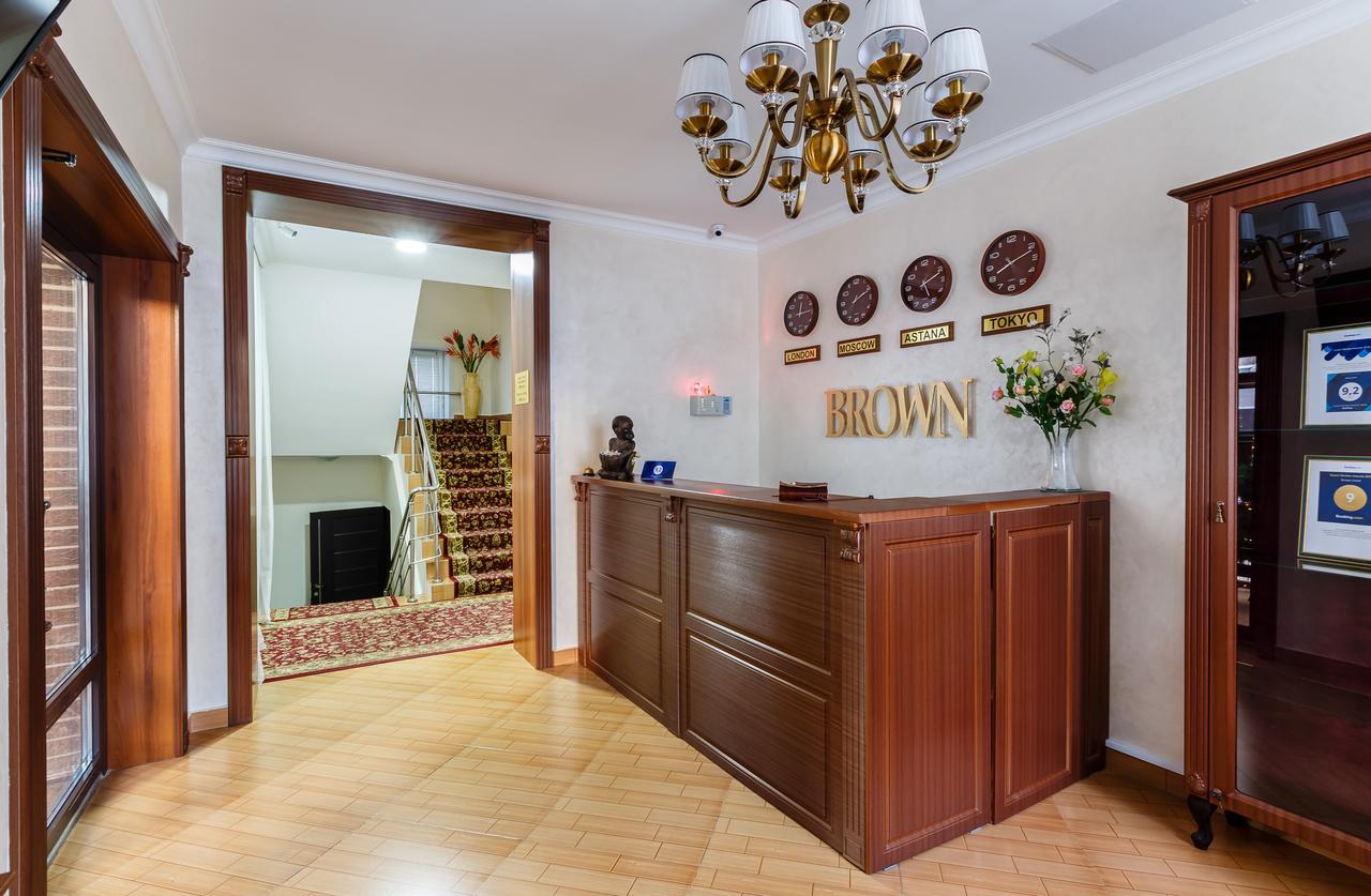 Brown Hotel Astana Bagian luar foto