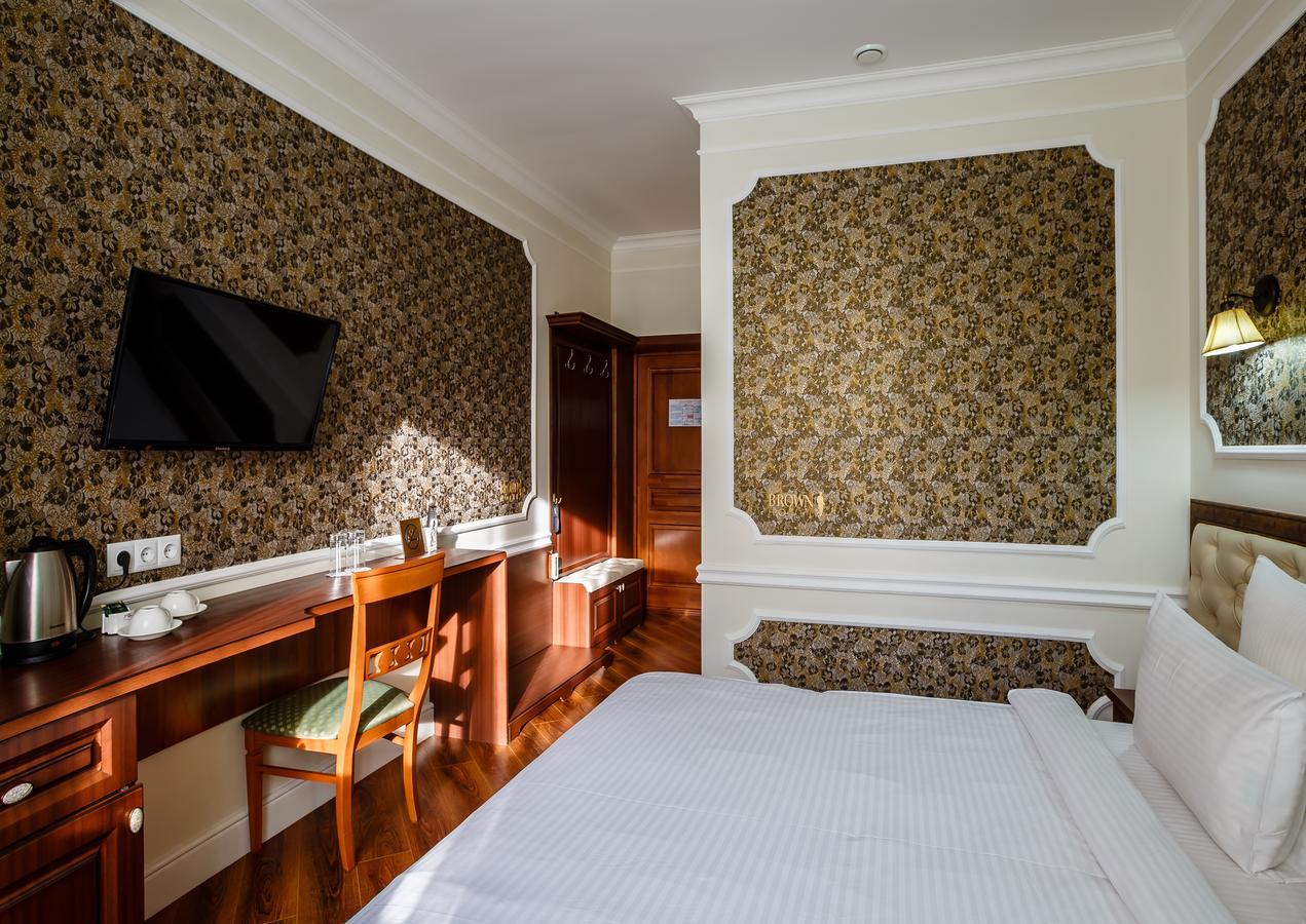 Brown Hotel Astana Bagian luar foto