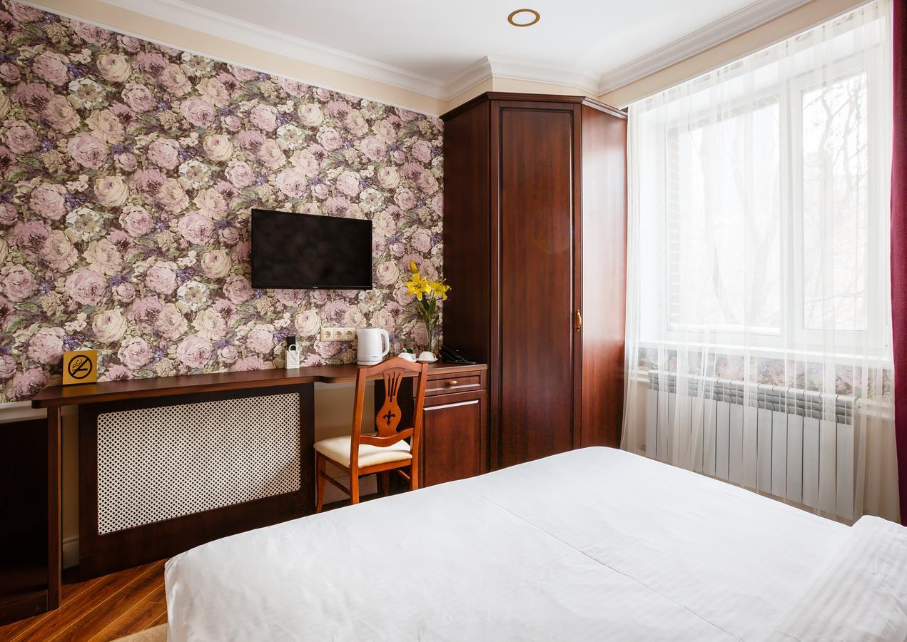 Brown Hotel Astana Bagian luar foto